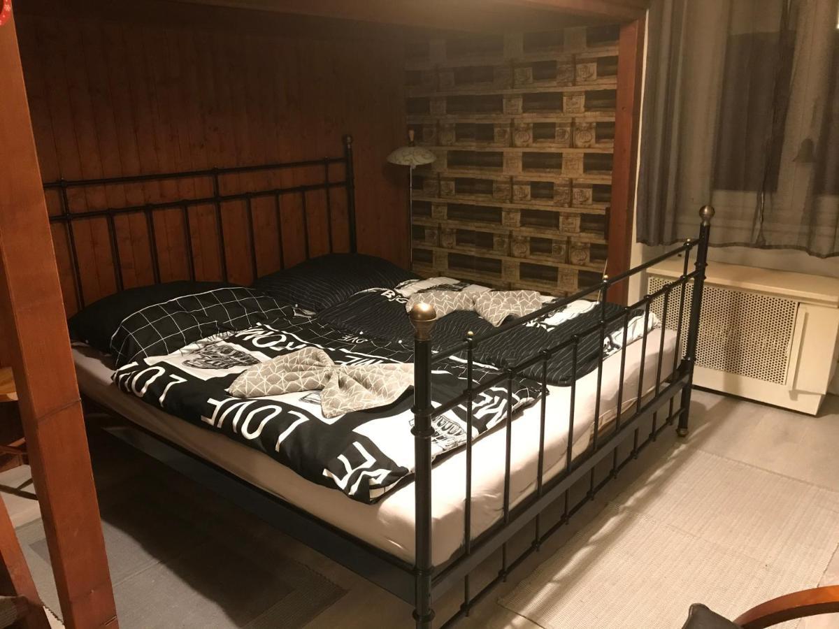 Jazmin Apartman Lägenhet Pécs Exteriör bild